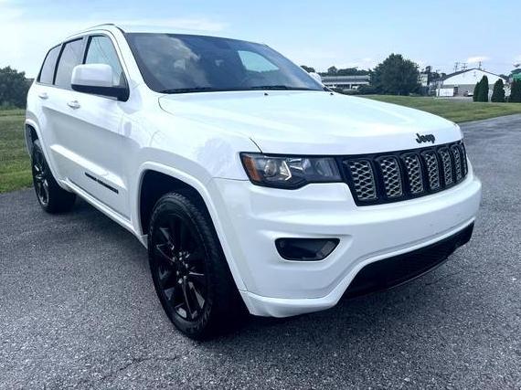 JEEP GRAND CHEROKEE 2018 1C4RJFAG4JC105711 image